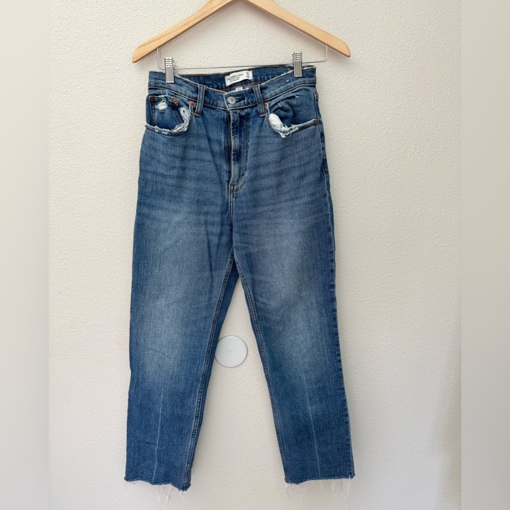 Abercrombie & Fitch Blue Ankle Jeans fray hem size 4R